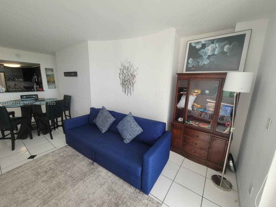 5601 Collins Ave PH-9 photo 14