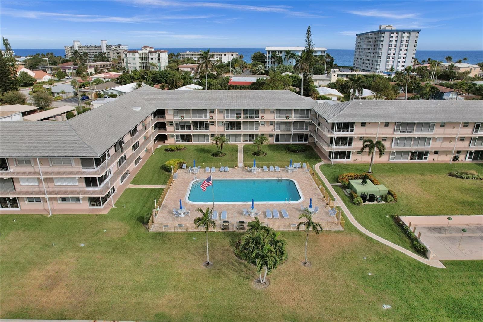 745 SE 19th Avenue #134 2