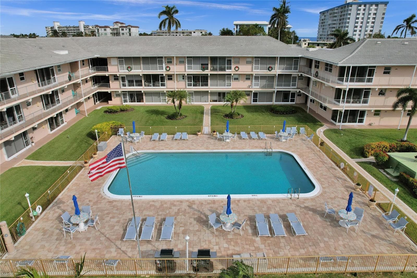 745 SE 19th Avenue #134 4