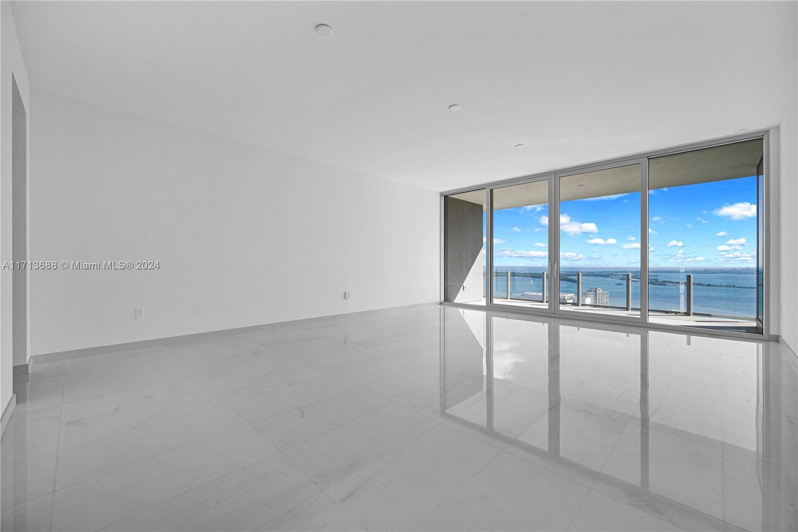 300 Biscayne Blvd Way 5