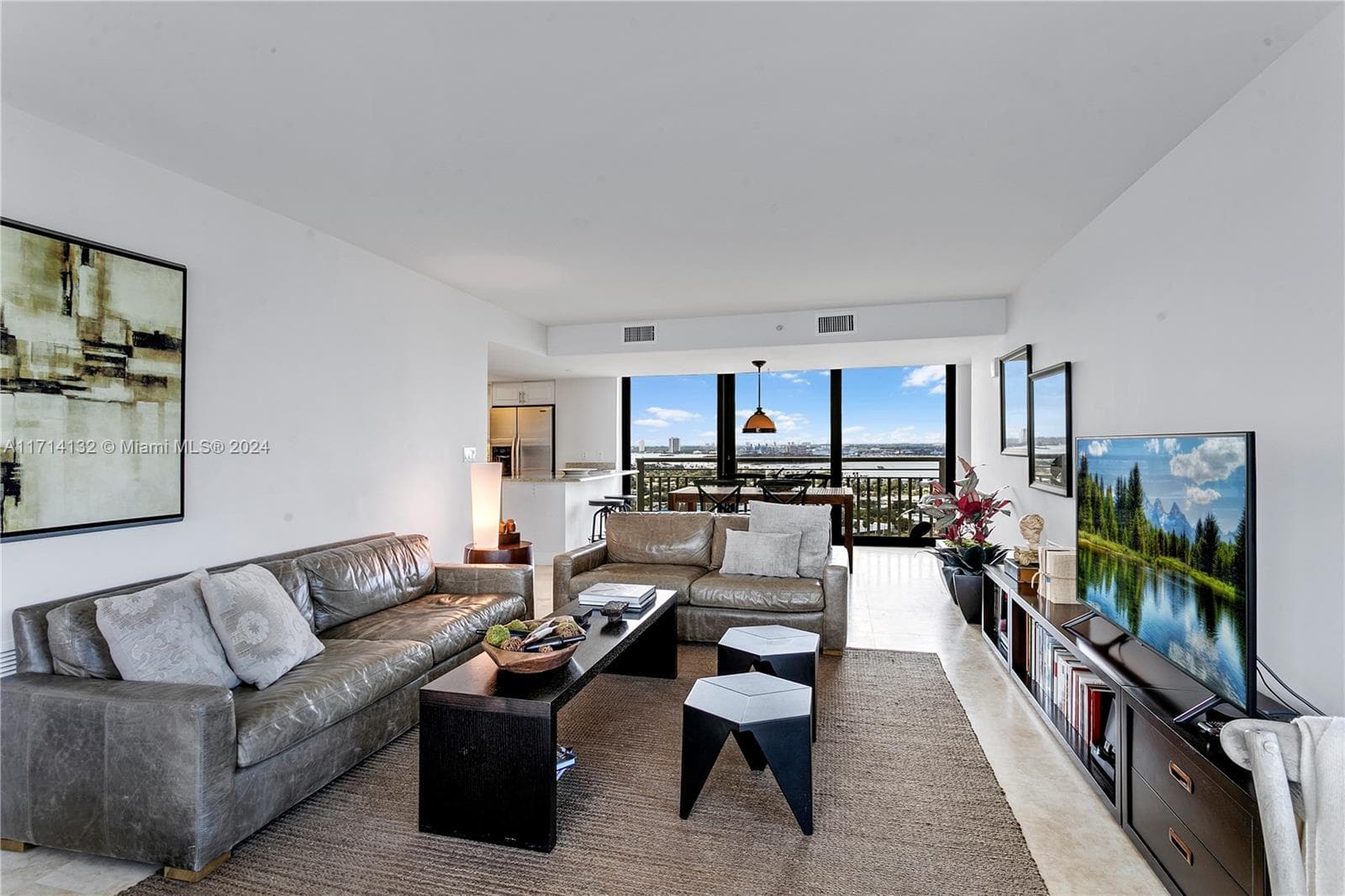 3000 Ocean Dr 2