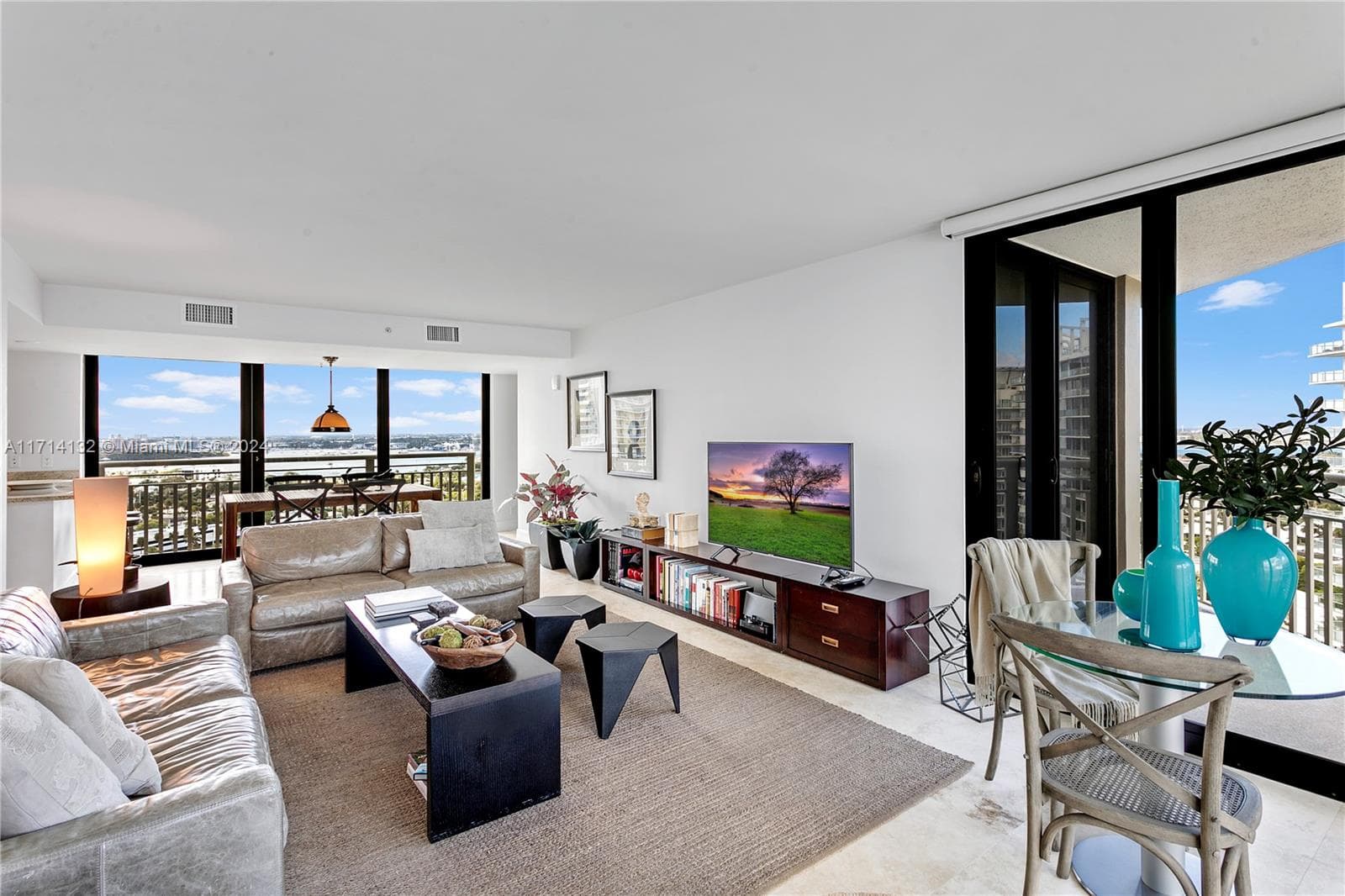 3000 Ocean Dr 5
