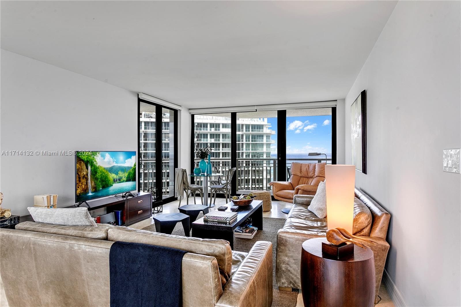 3000 Ocean Dr 4