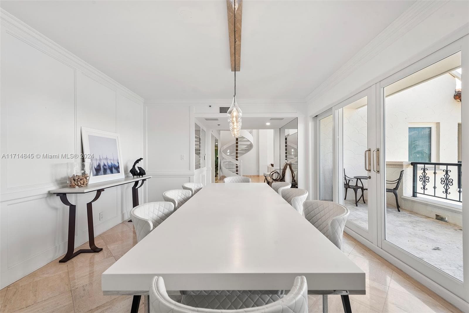 2444 Fisher Island Dr 5404 photo 15