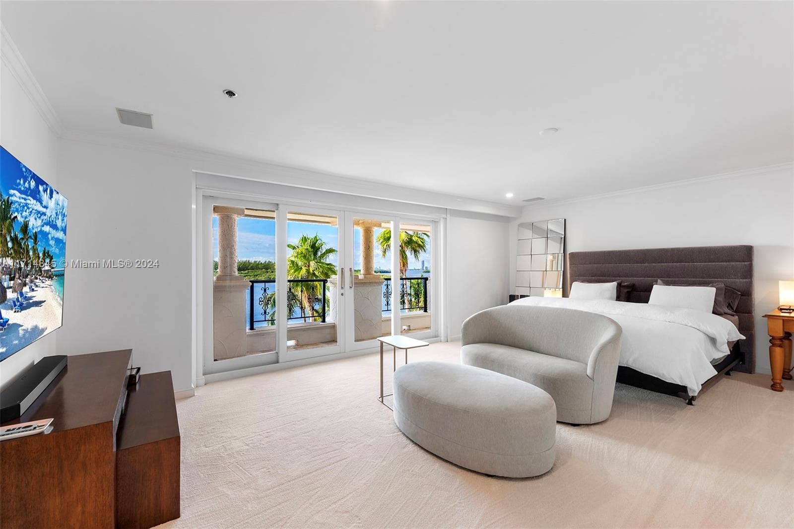 2444 Fisher Island Dr 5404 photo 25