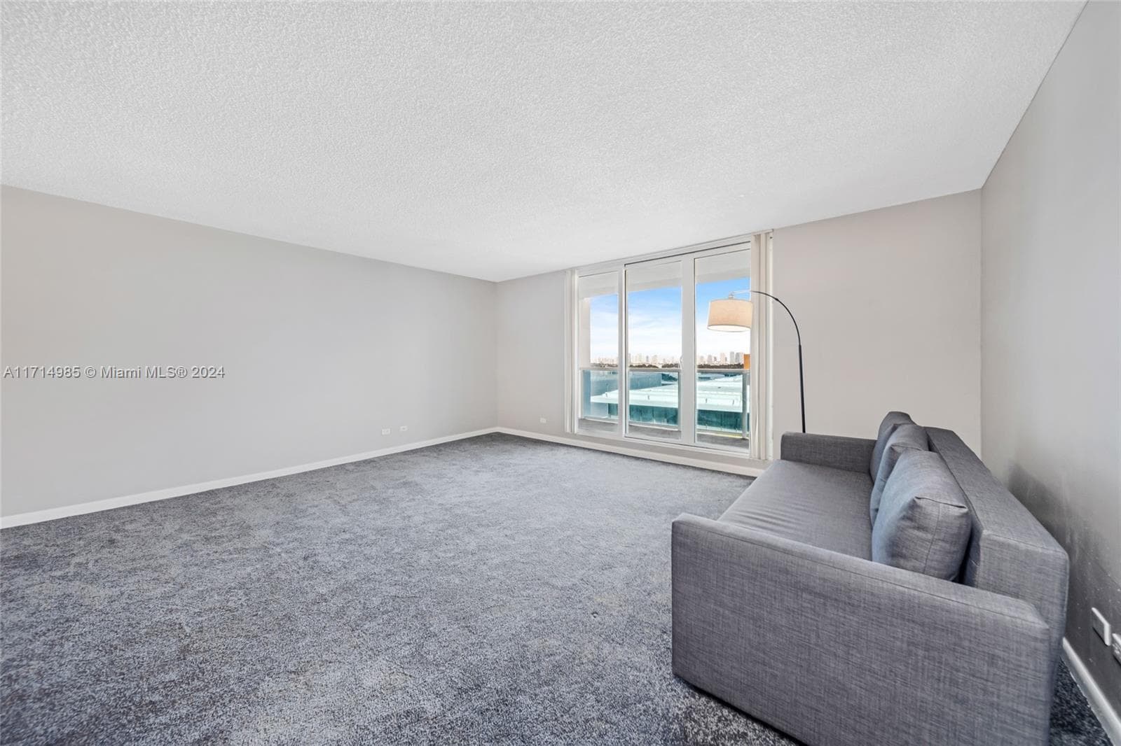 2301 Collins Ave 1030 photo 18