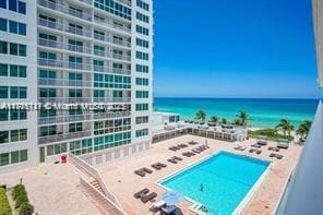 5401 Collins Ave 223 photo 16