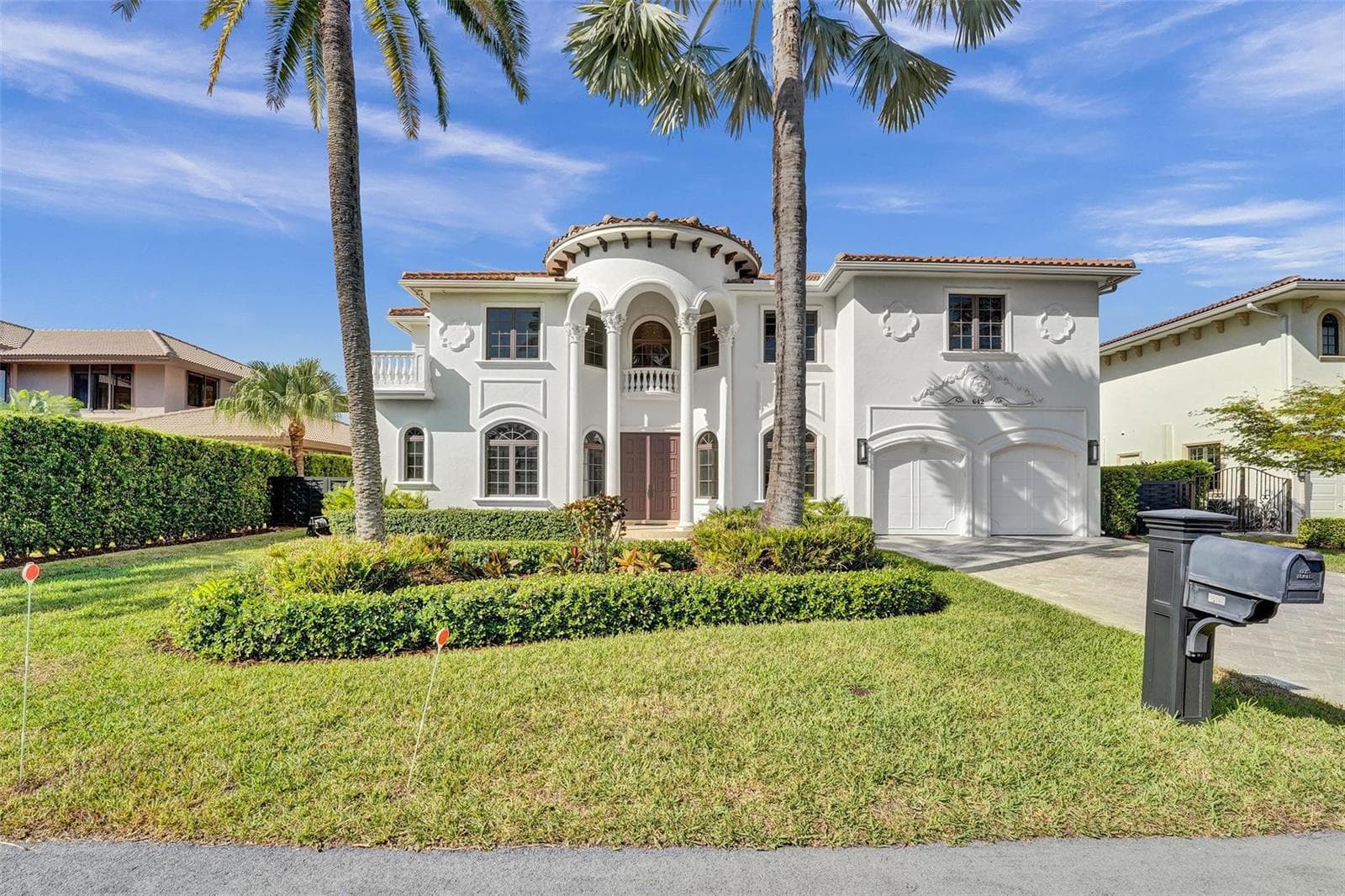 642 Palm Drive 1