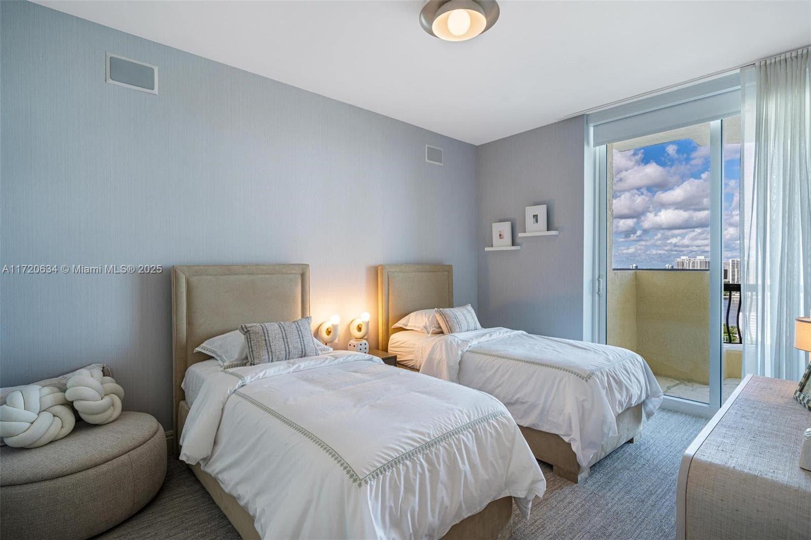 17875 Collins Ave 2602 photo 18