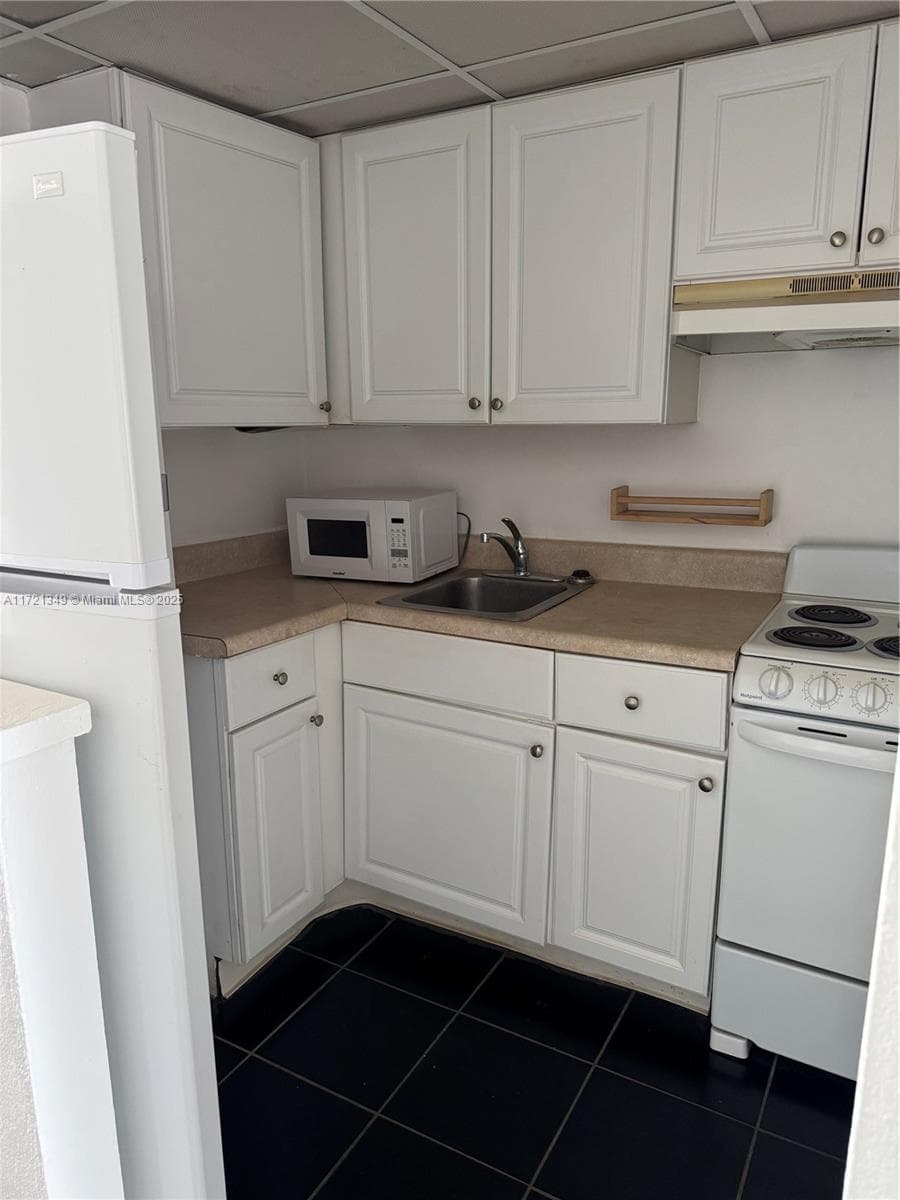 7904 West Dr 204 photo 3