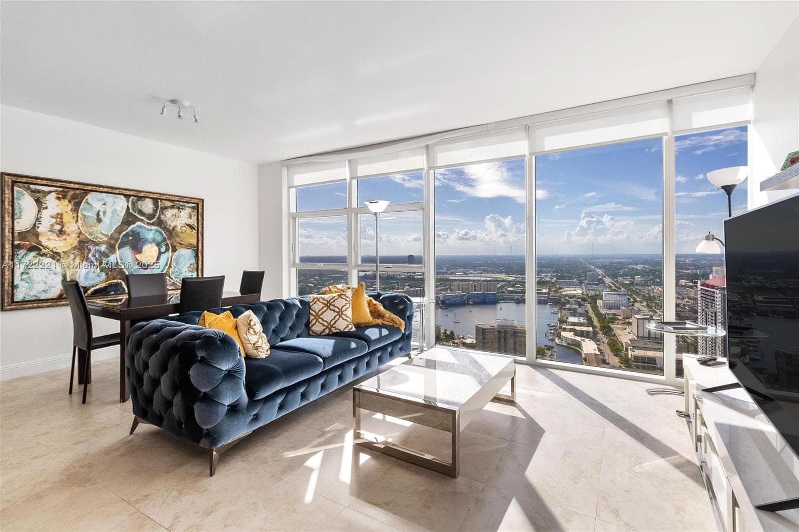 1830 Ocean Dr 1