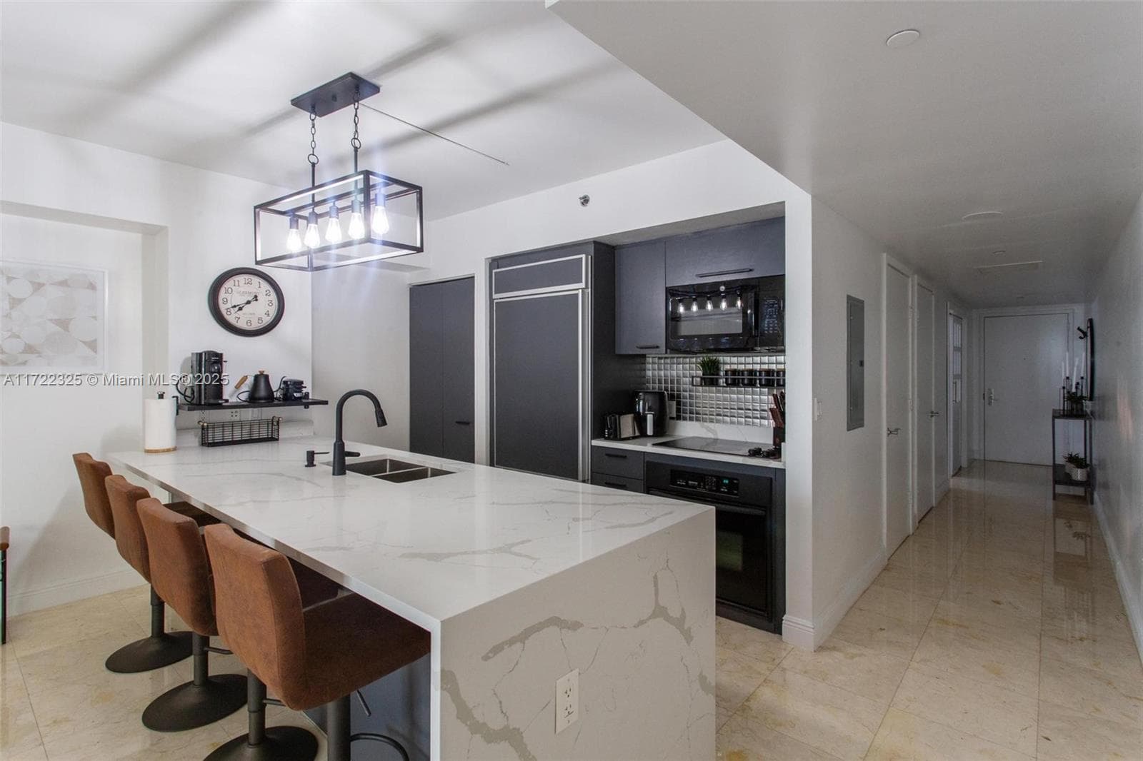 1830 Ocean Dr 5