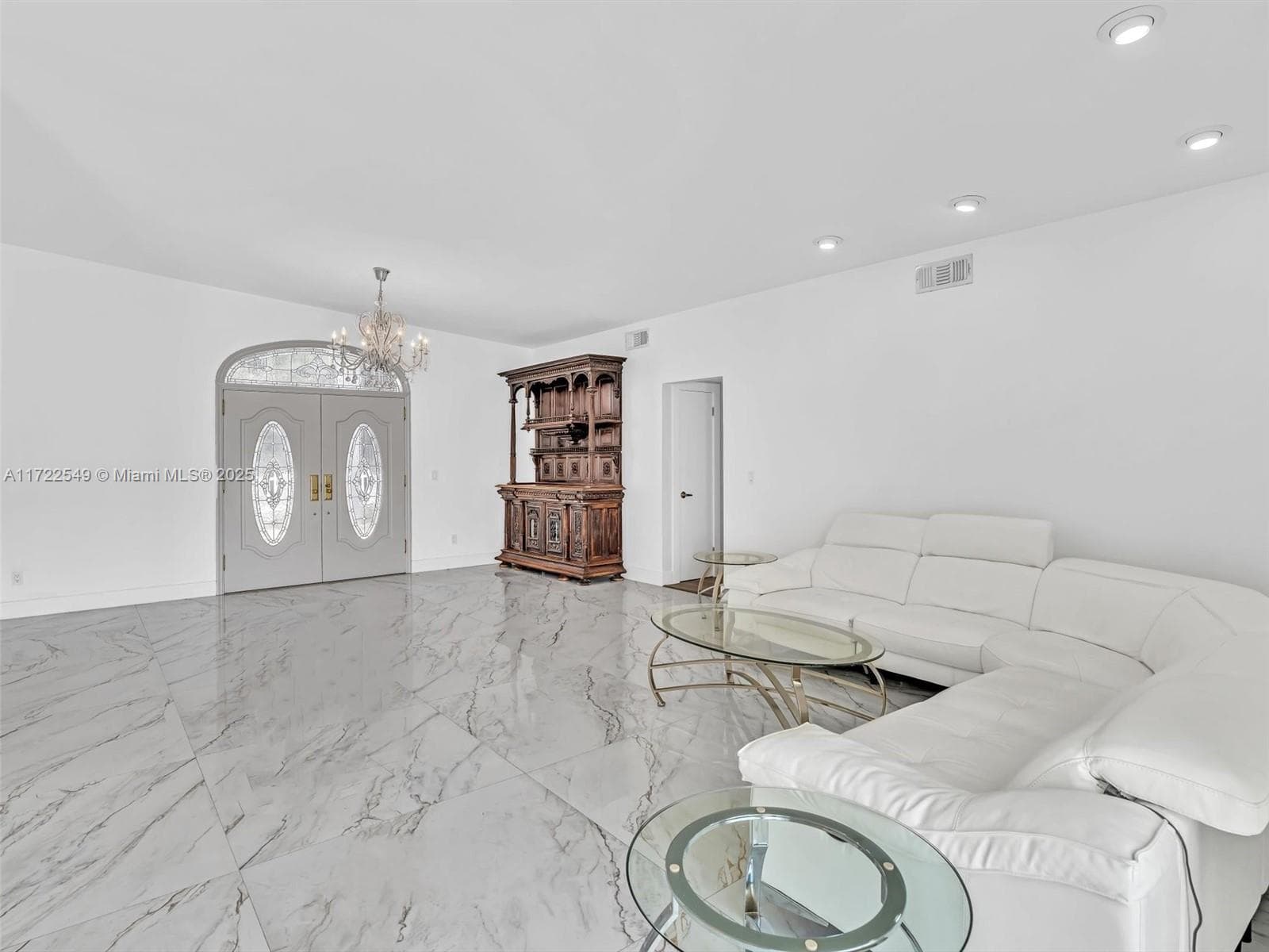 12904 Banyan Rd photo 14