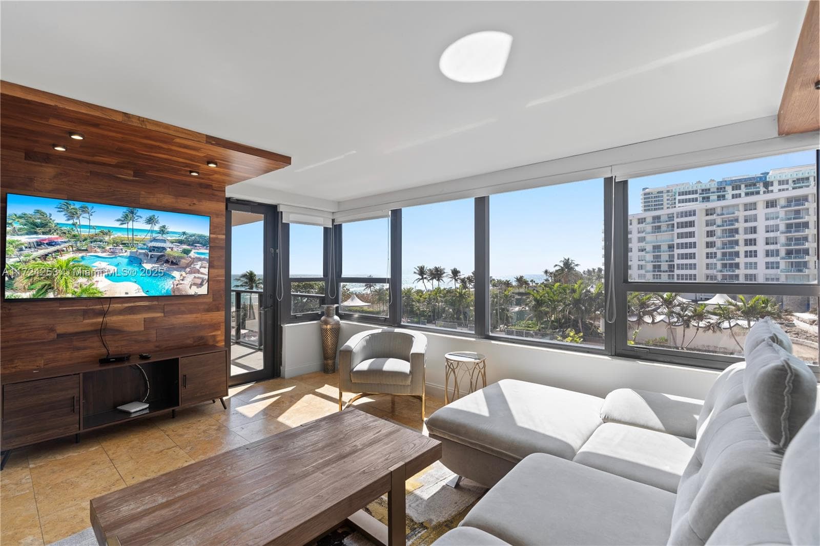 5225 Collins Ave 501 photo 9