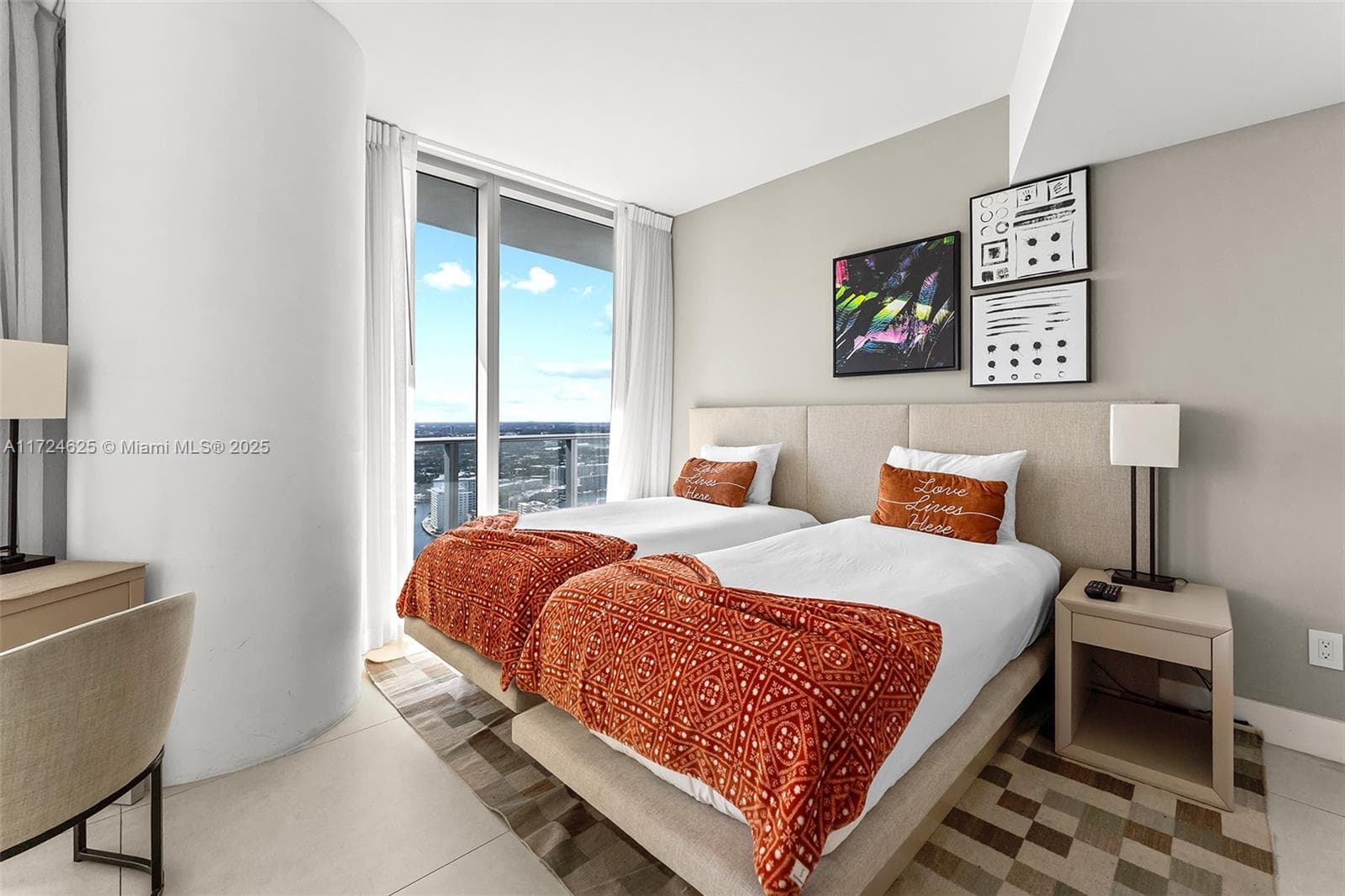 4111 Ocean Dr 3511 photo 23