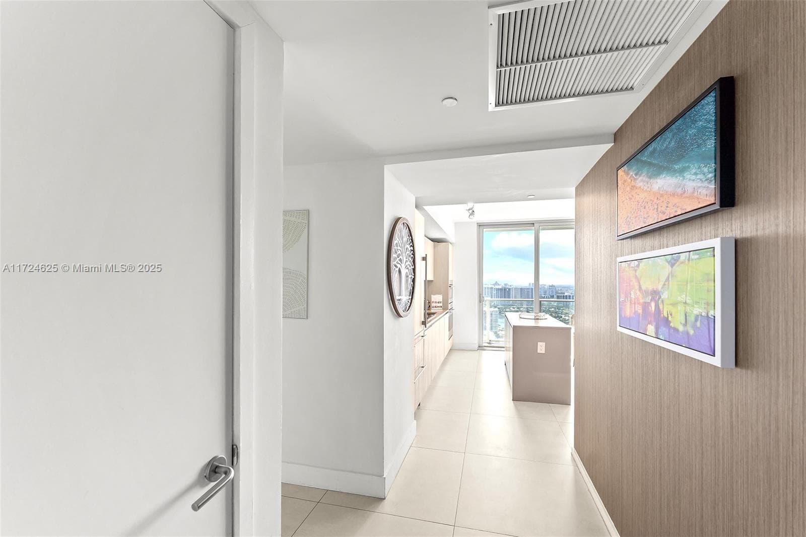4111 Ocean Dr 3511 photo 8