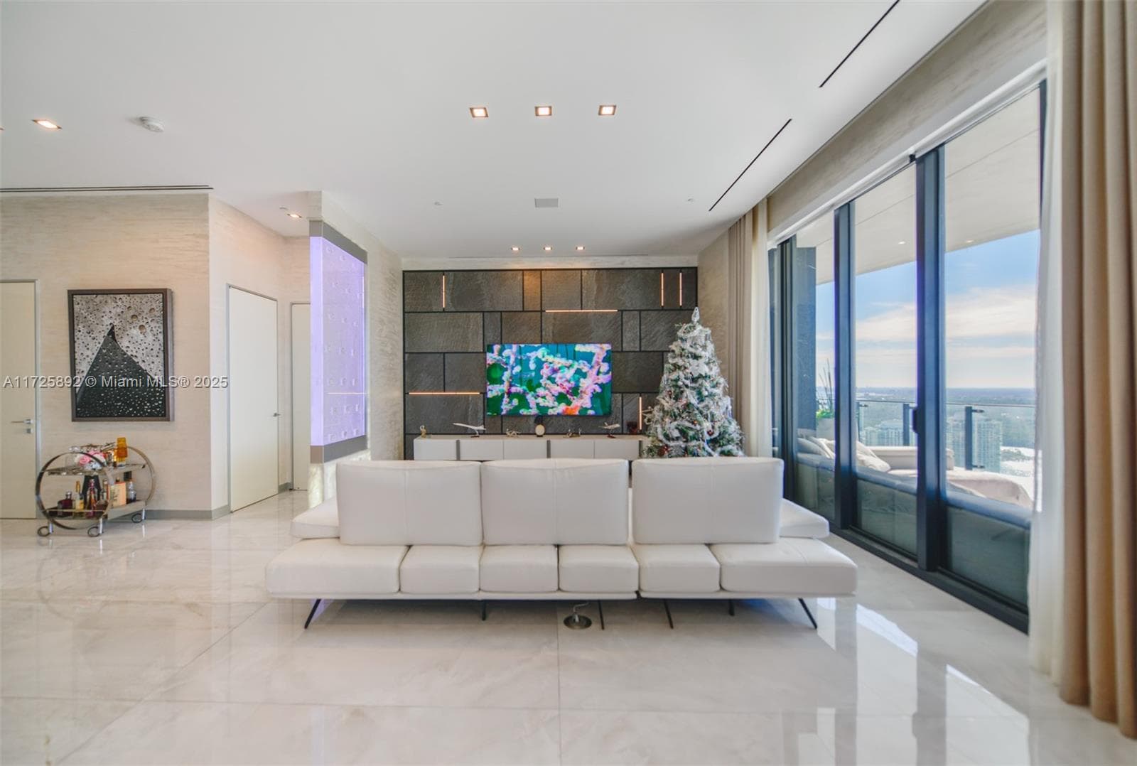 17141 Collins Ave 5