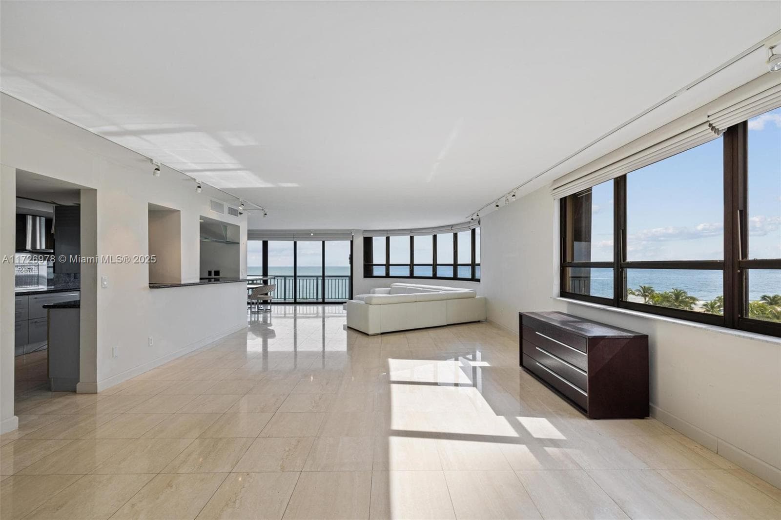 10175 Collins Ave 502 photo 13