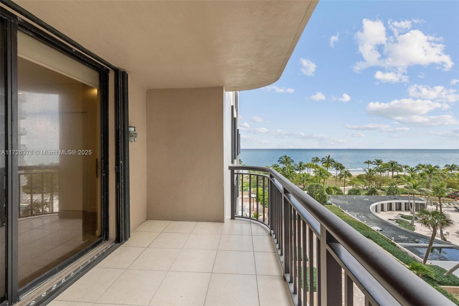 10175 Collins Ave 502 photo 22