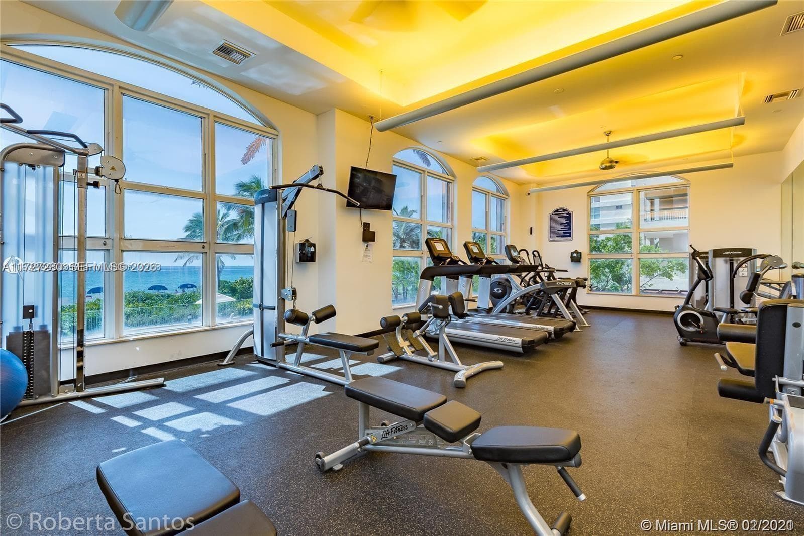 2080 S Ocean Dr 502 photo 25