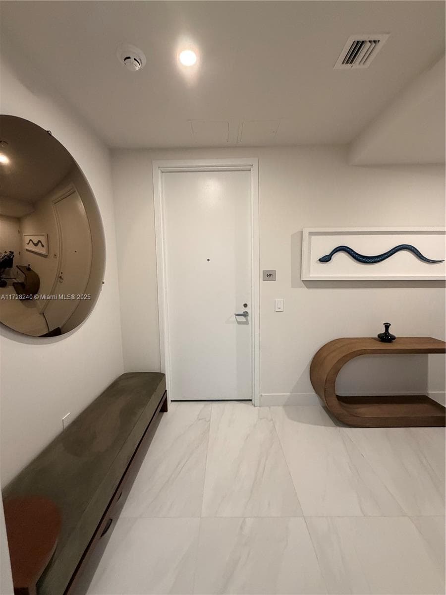 17550 Collins Ave 601 photo 3