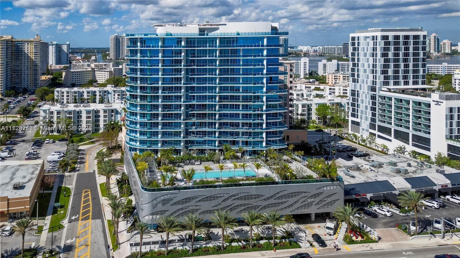 17550 Collins Ave 601 photo 1