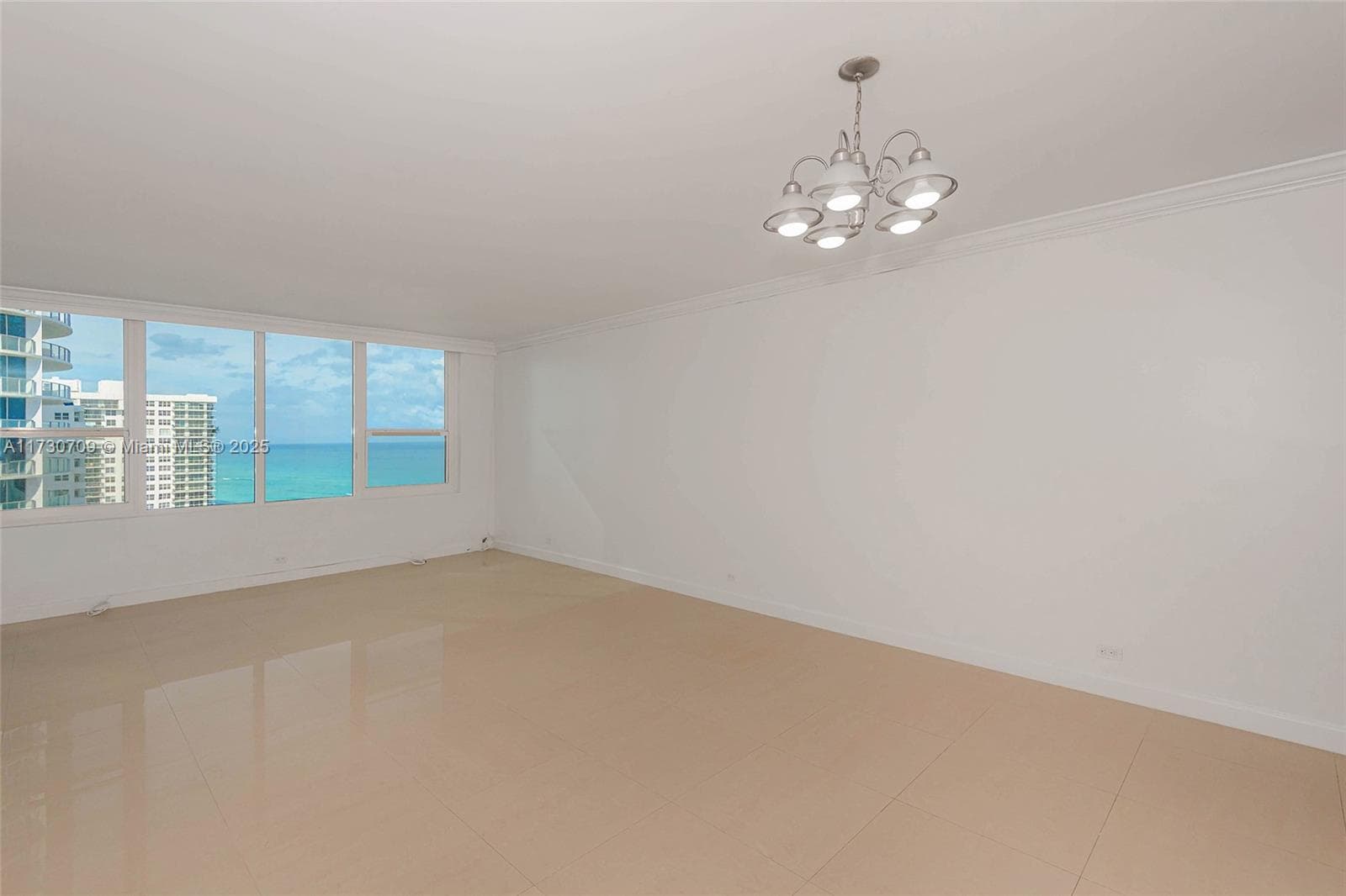 3505 S Ocean Dr 1411 photo 2