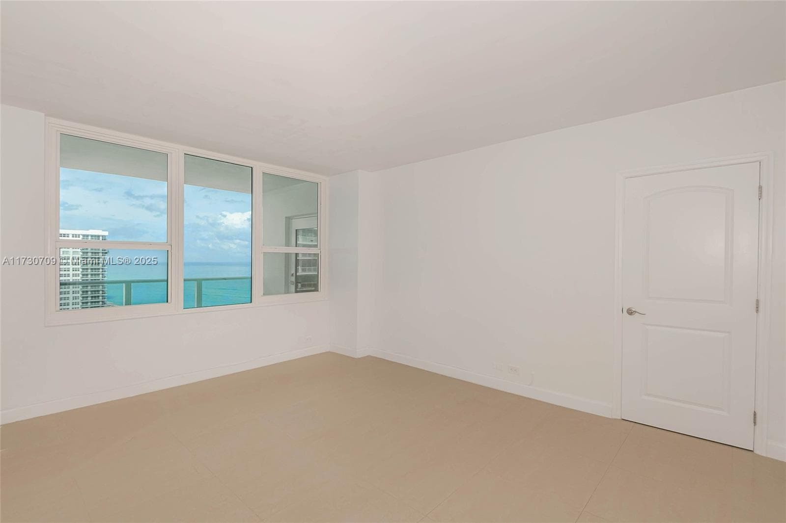 3505 S Ocean Dr 1411 photo 20