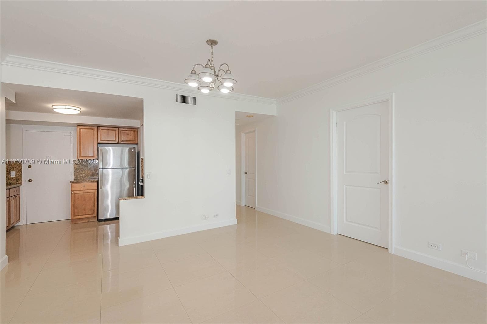 3505 S Ocean Dr 1411 photo 11