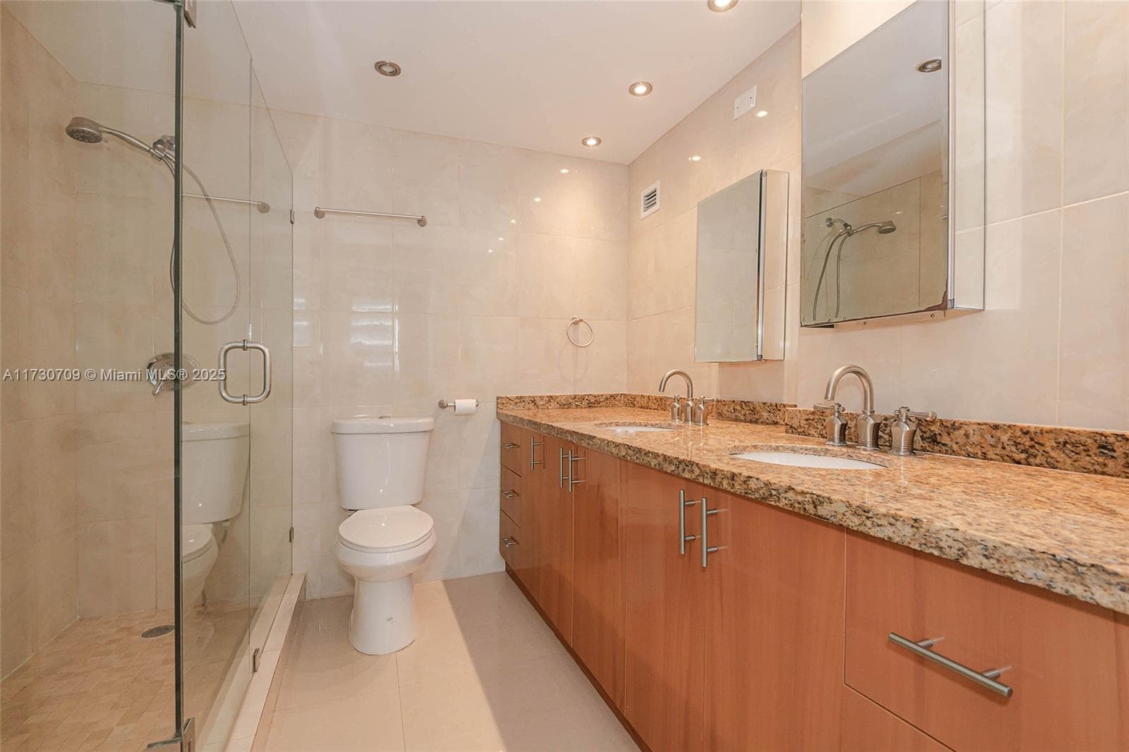 3505 S Ocean Dr 1411 photo 25