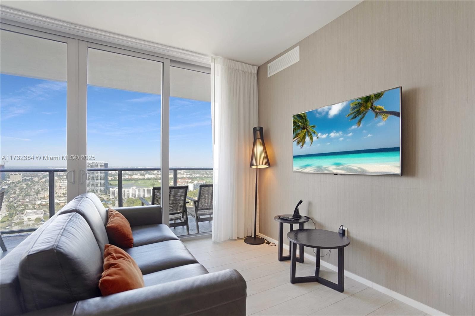4010 Ocean Dr R2604 photo 9