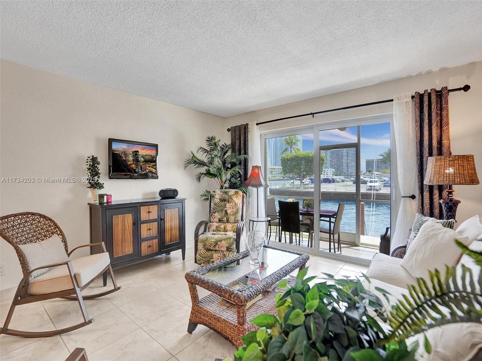 2600 Diana Dr 105 photo 22
