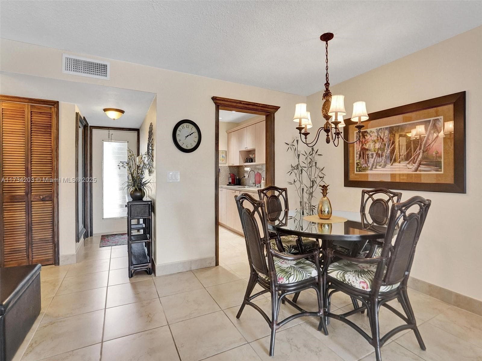 2600 Diana Dr 105 photo 20