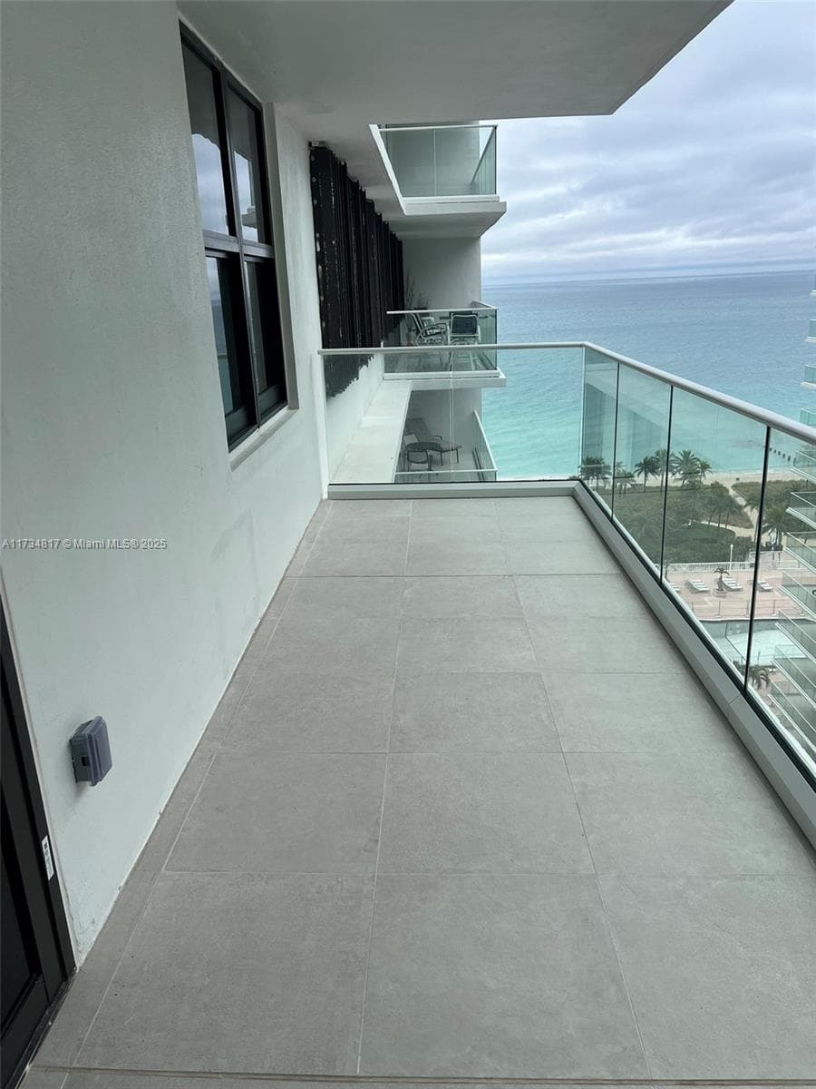 9801 Collins Ave 17J photo 3