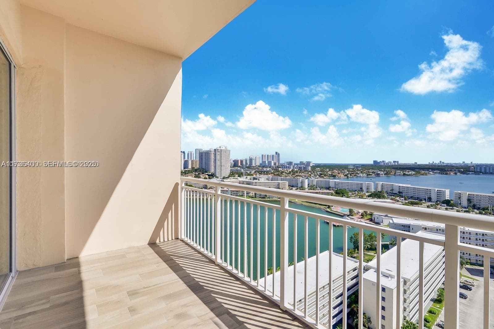 18031 Biscayne Blvd PH01 photo 18