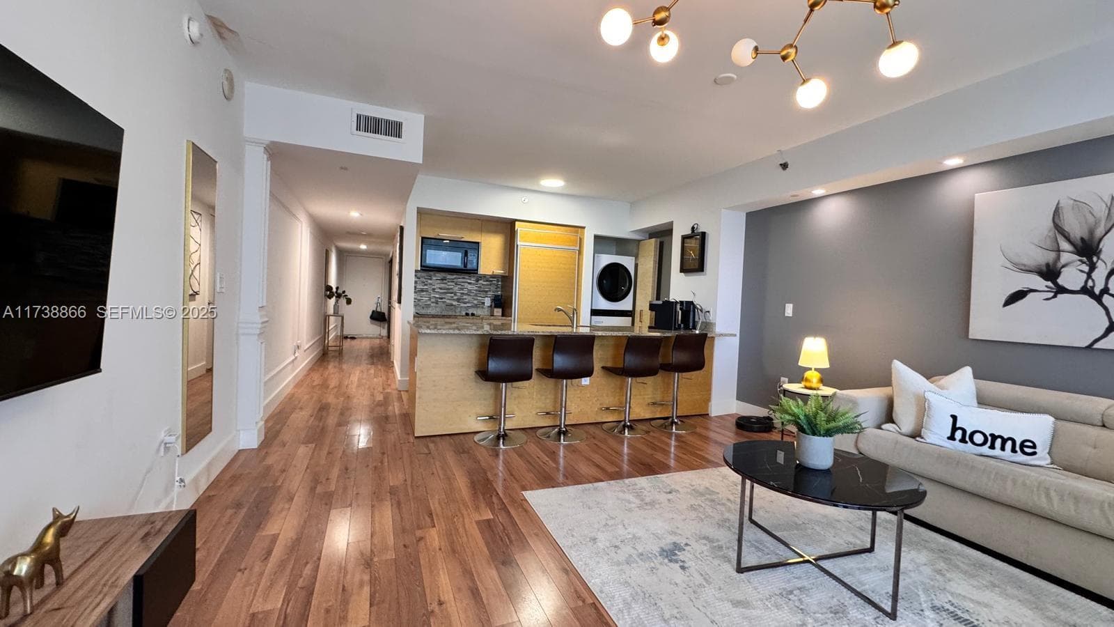 1830 Ocean Dr 2209 photo 7