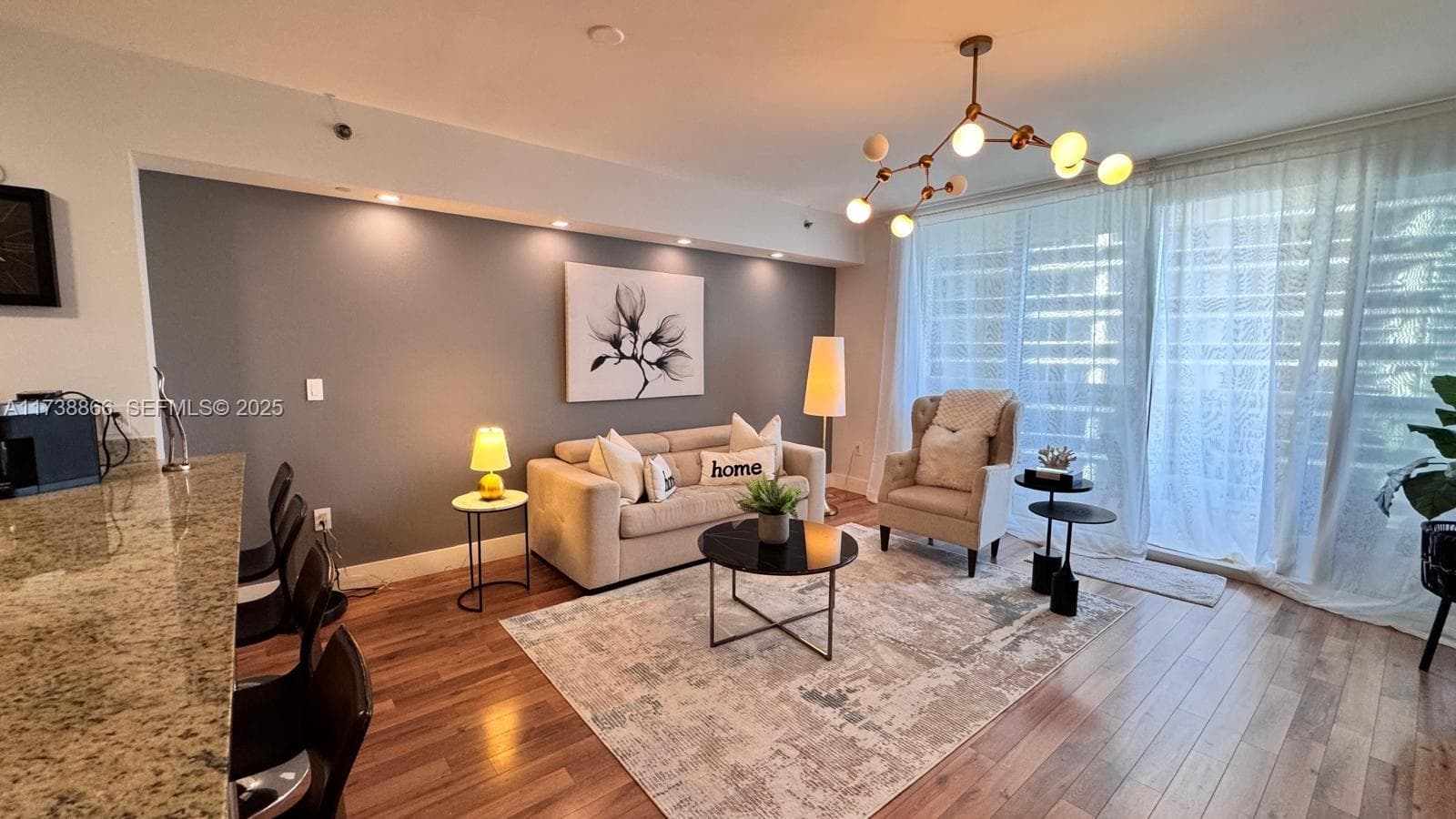 1830 Ocean Dr 5