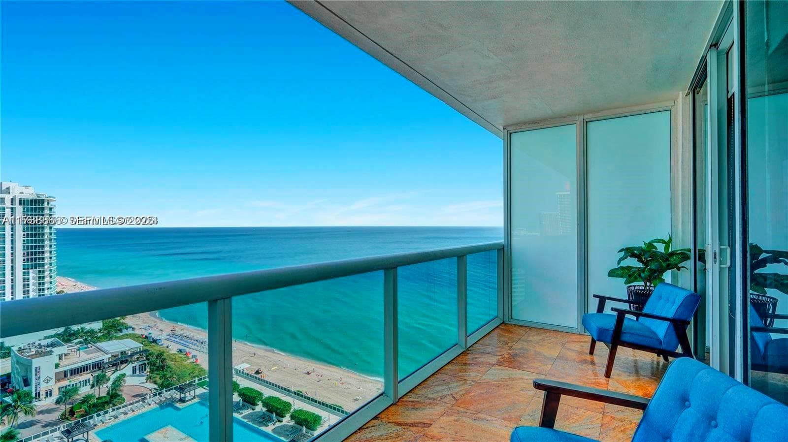 1830 Ocean Dr 2209 photo 14