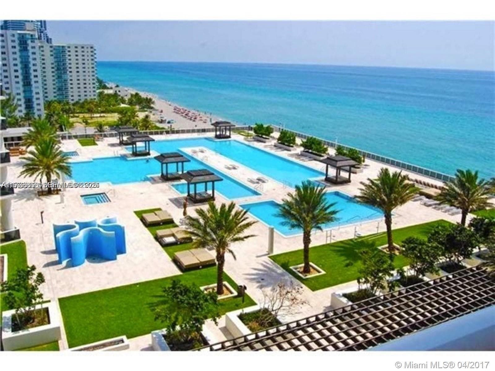 1830 Ocean Dr 2209 photo 25