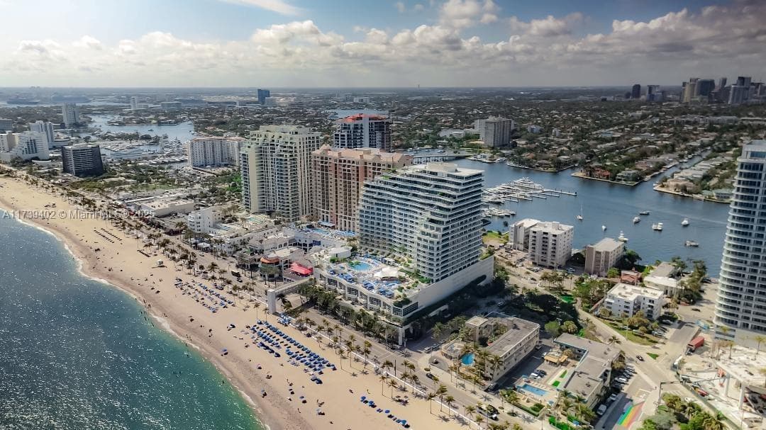 1 Fort Lauderdale Beach Blvd 1