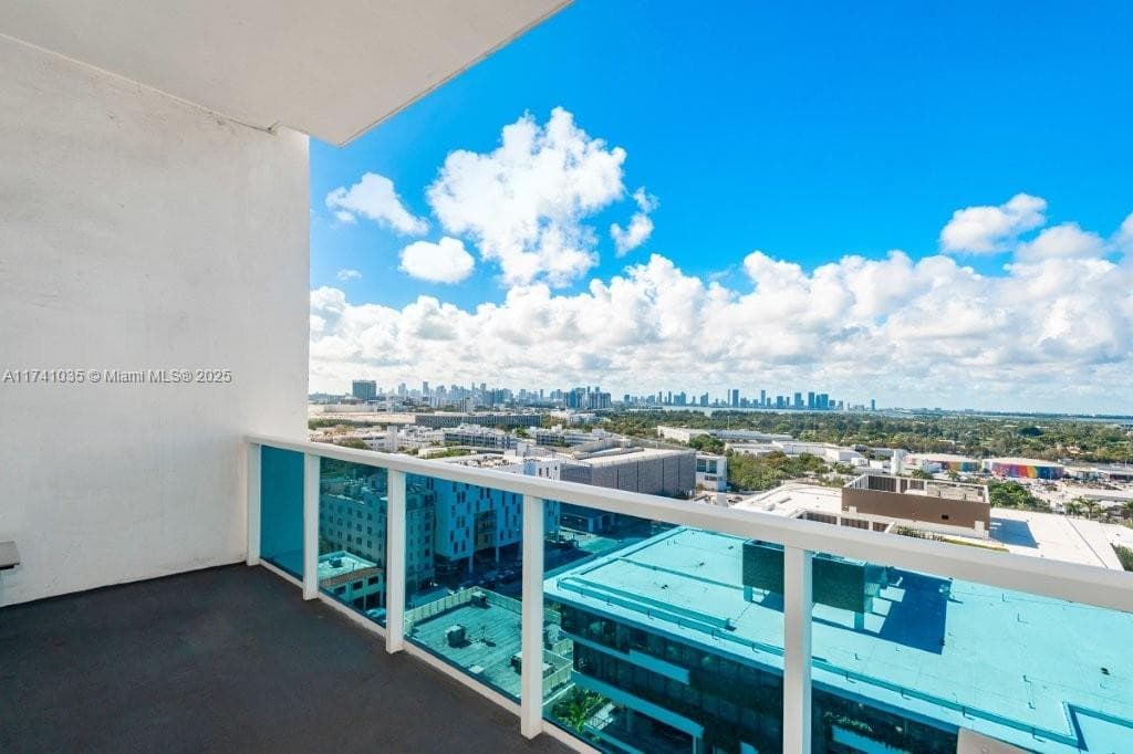 2301 Collins Ave 1629 photo 23