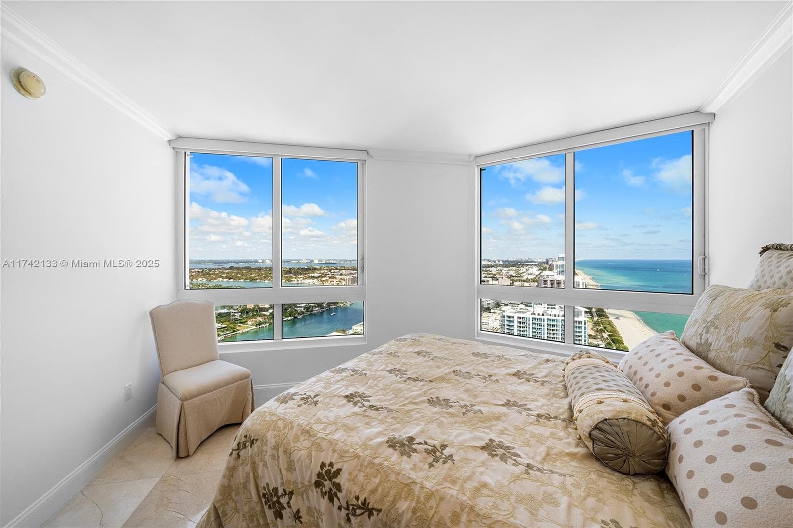 6365 Collins Ave 3801 photo 19