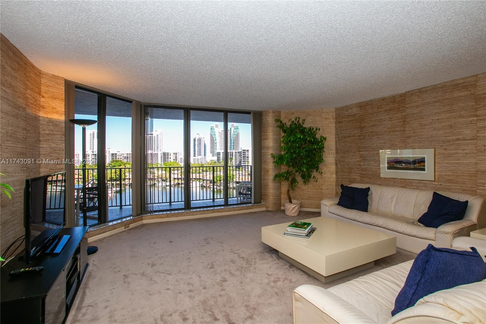 300 Three Islands Blvd 406 photo 5