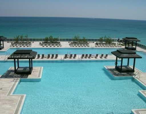 1830 Ocean Dr 1708 photo 17