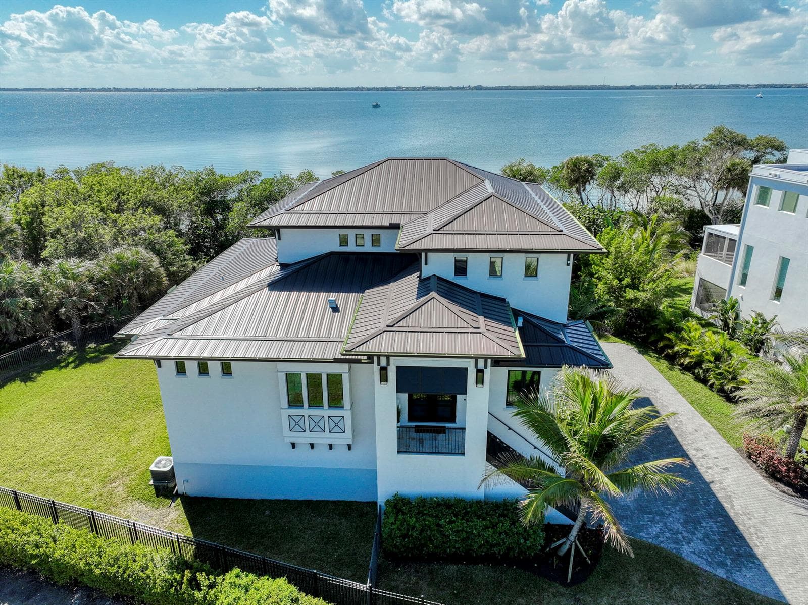 7683 Pelican Pointe Drive 4