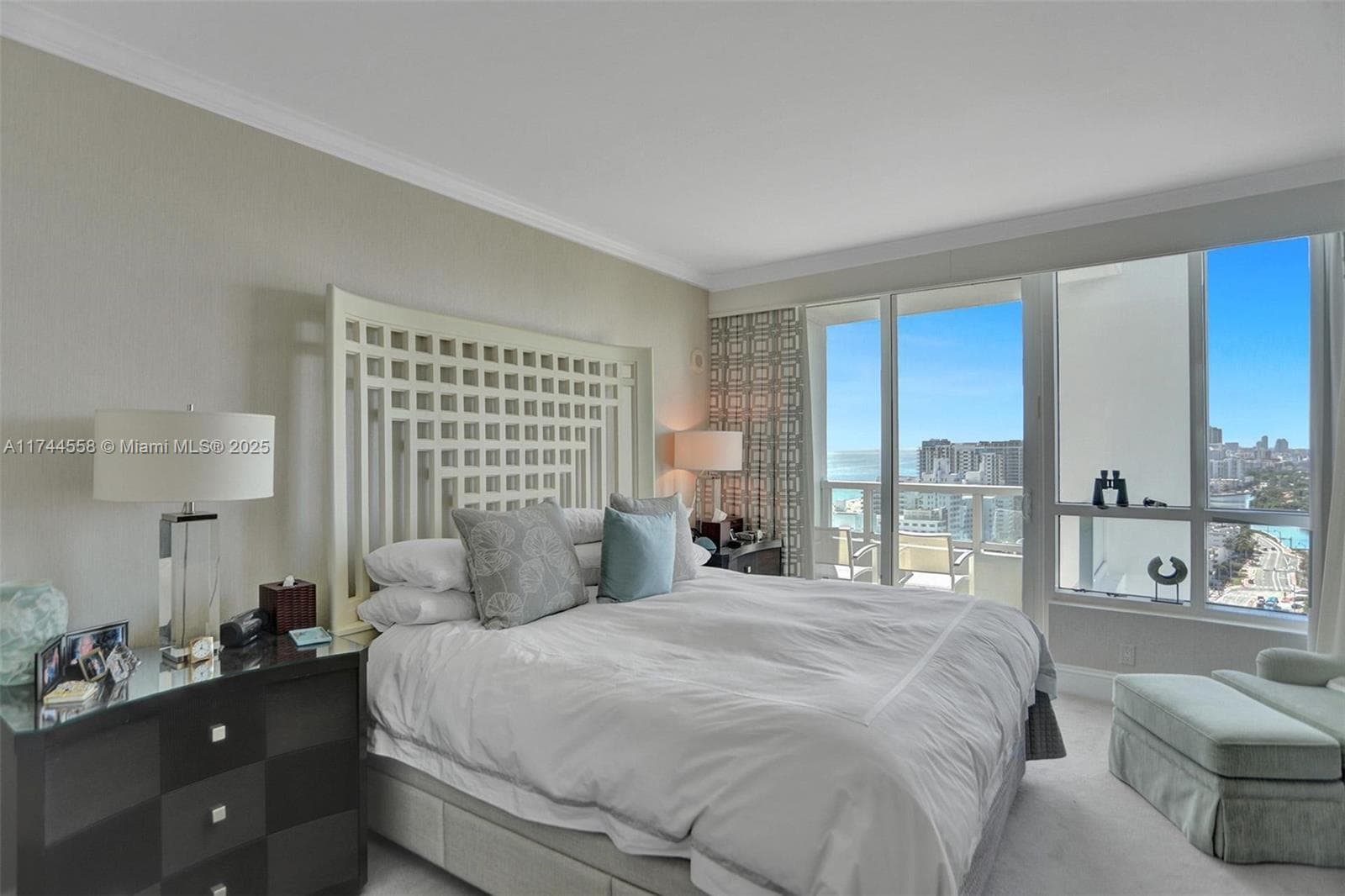 4401 Collins Ave 2114/2116 photo 15