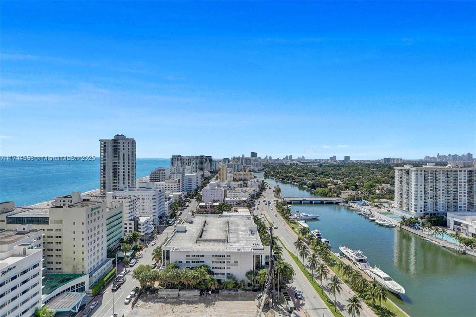 4401 Collins Ave 2114/2116 photo 8