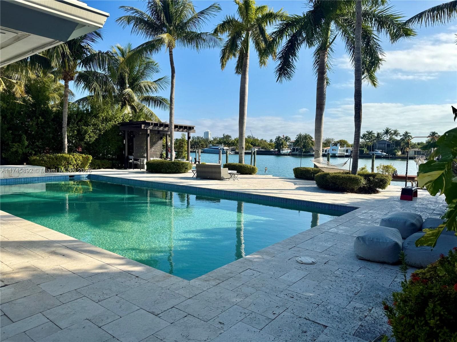 1670 Daytonia Rd 1