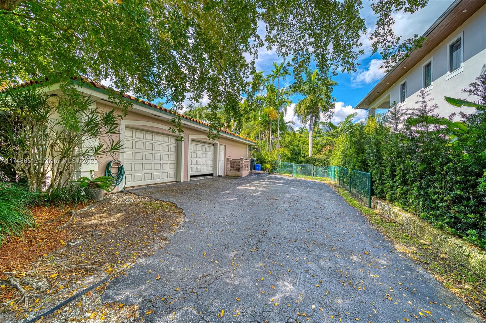 9370 Balada St photo 17