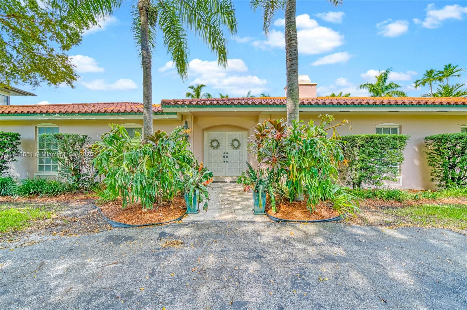 9370 Balada St photo 14